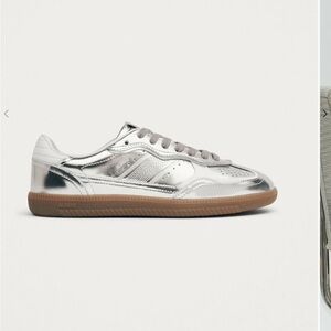 NWT ALOHAS Silver Sneakers with Brown Sole